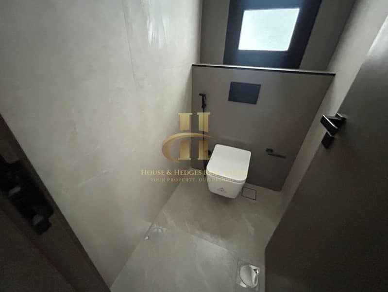 Brand new | 4 bhk + Maid room | Private elevator - Image 16