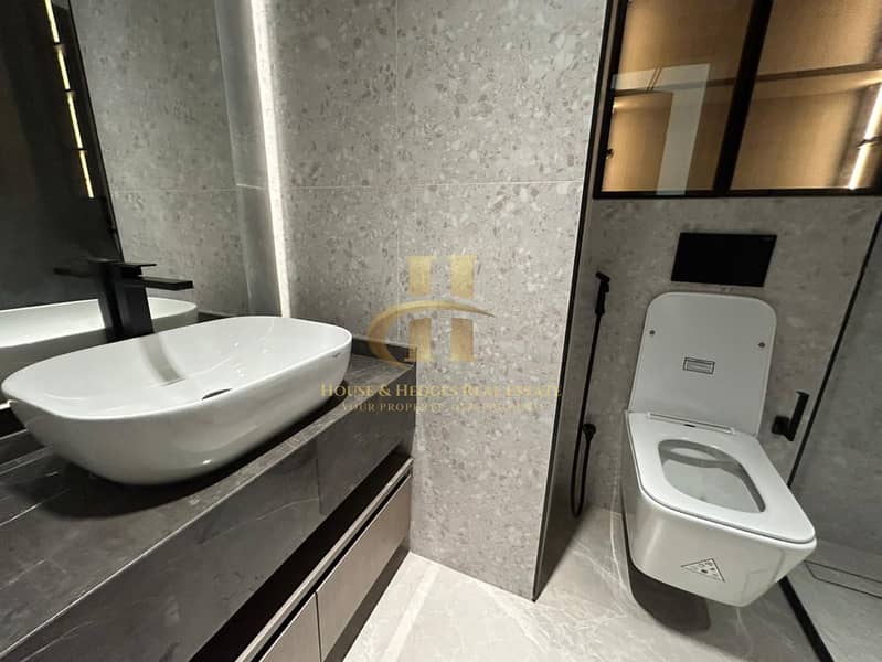Brand new | 4 bhk + Maid room | Private elevator - Image 17