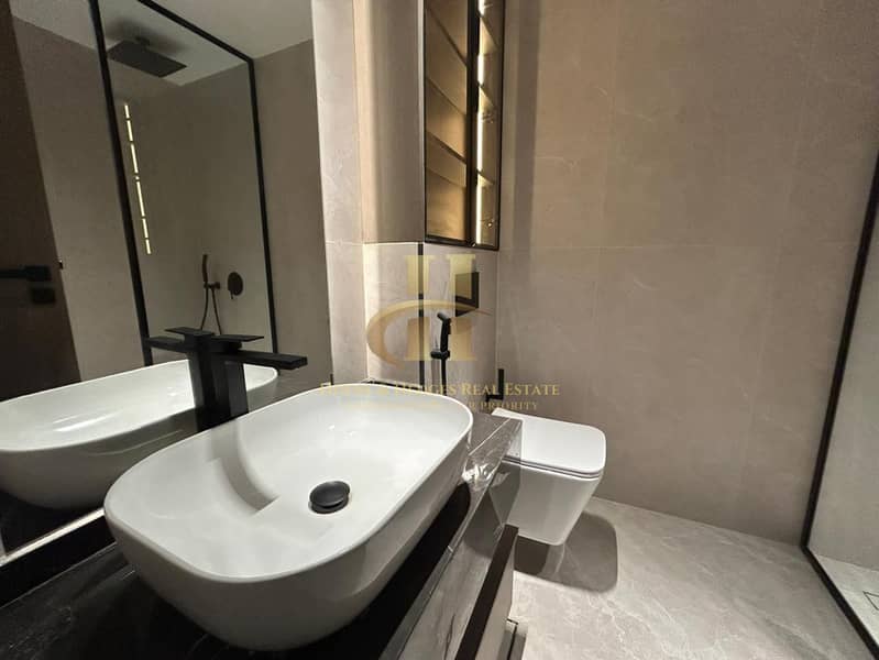 Brand new | 4 bhk + Maid room | Private elevator - Image 18