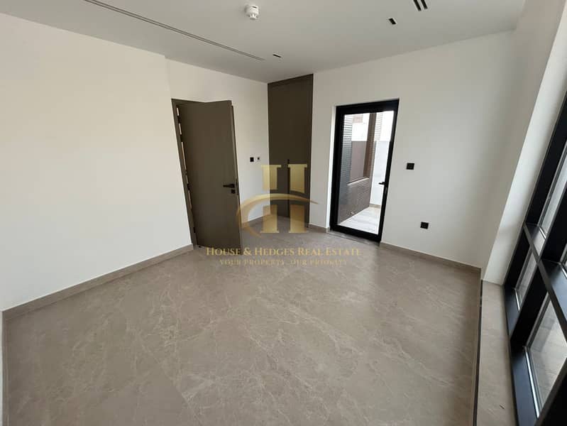 Brand new | 4 bhk + Maid room | Private elevator - Image 25
