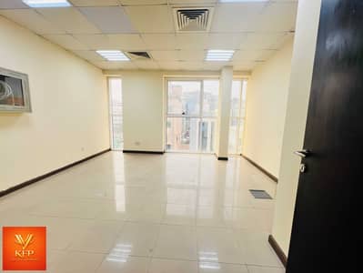 مکتب  للايجار في ديرة، دبي - IMG_5324. jpeg