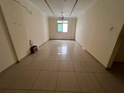 2 Bedroom Flat for Rent in Al Qulayaah, Sharjah - WhatsApp Image 2026-05-01 at 2.54. 09 PM. jpeg 2 Bedroom Flat for Rent in Al Qulayaah, Sharjah - WhatsApp Image 2026-05-01 at 2.54. 09 PM. jpeg