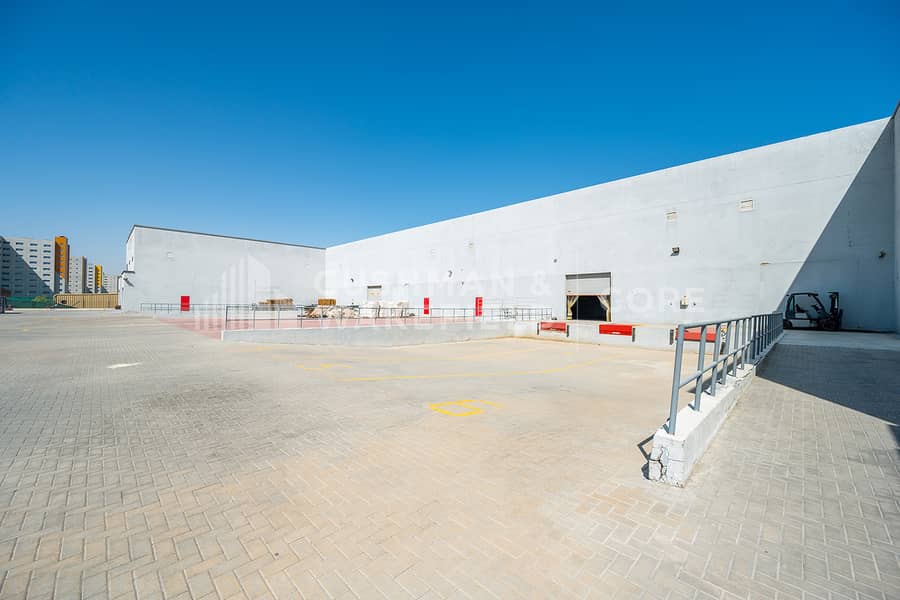 Warehouse for Sale | JAFZA South | Temperature Controlled Warehouse for Sale | JAFZA South | Temperature Controlled