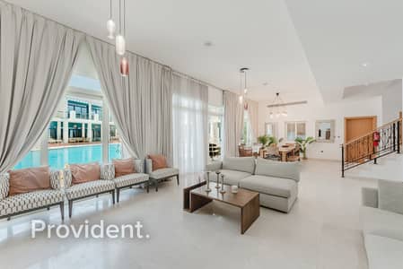 4 Bedroom Townhouse for Rent in Palm Jumeirah, Dubai - Large | Sea Views | Swimming pool