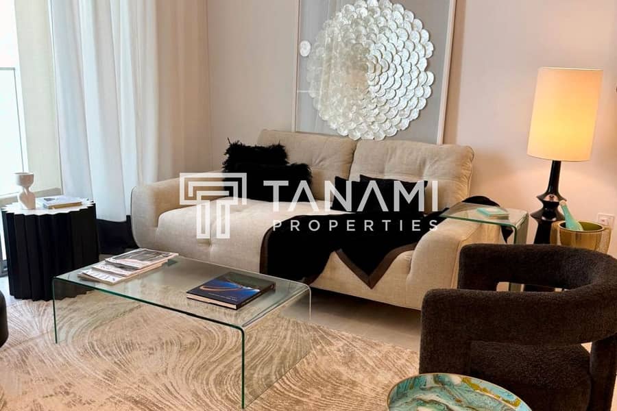 Pool View | Premium Furnishing | Vacant Pool View | Premium Furnishing | Vacant