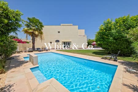 6 Bedroom Villa for Rent in The Meadows, Dubai - Golf Course View |Private Pl |Unfurnished