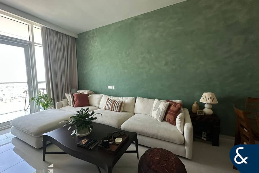 Largest Layout | Pool & Gym | Spacious Largest Layout | Pool & Gym | Spacious