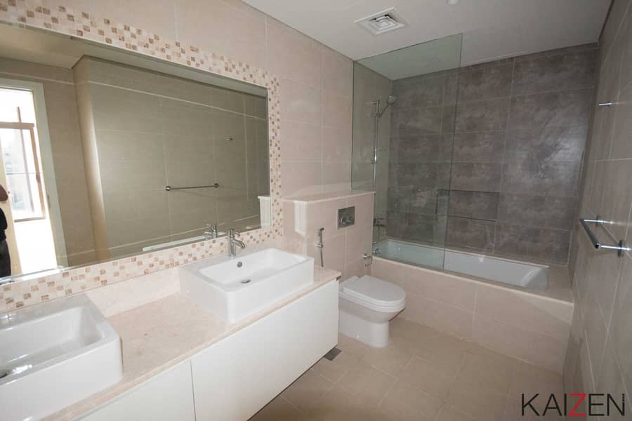 9 Res 0943 2Br (13). jpg