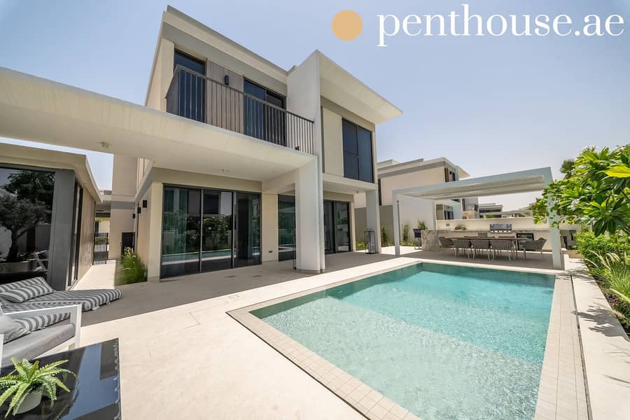 Vacant | Corner| Access to Pool | Prime Location Vacant | Corner| Access to Pool | Prime Location