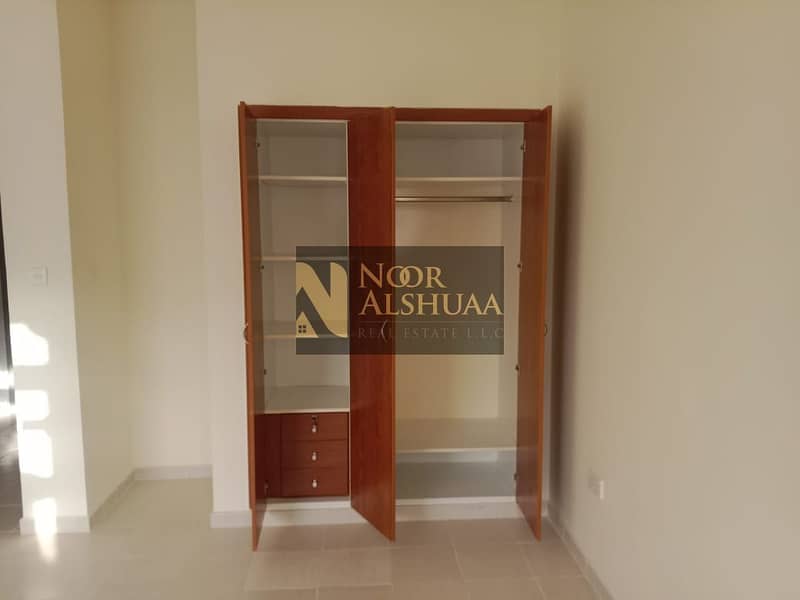 4 8d761ce3-3d67-4612-998b-7b9de105dbfa. jpg