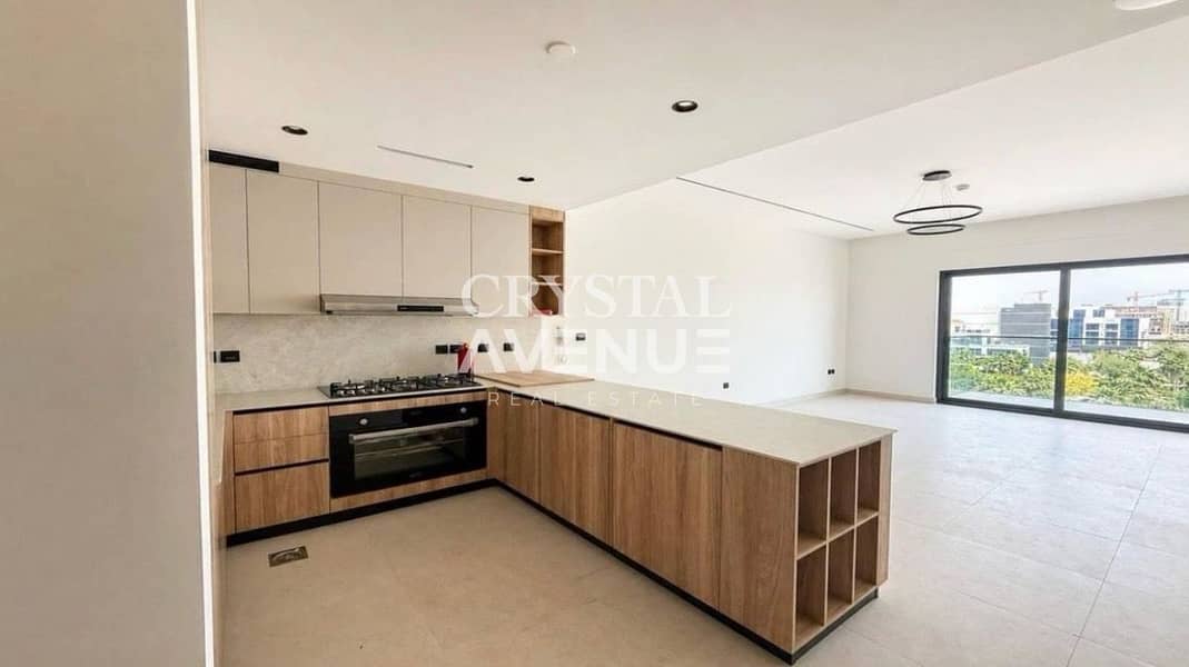 8 Kitchen Entrance . jpeg