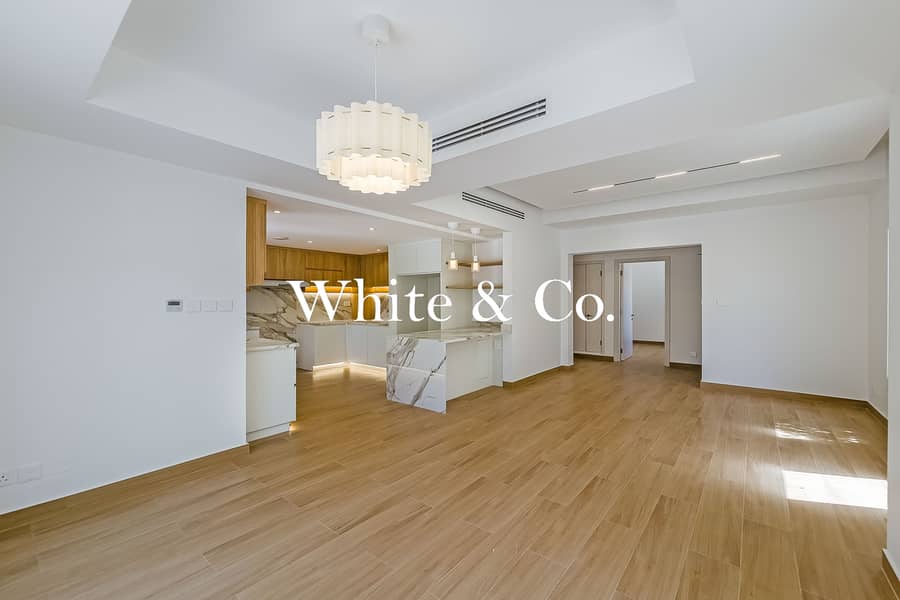 Lake View | Kitchen Upgraded | Maintained Lake View | Kitchen Upgraded | Maintained