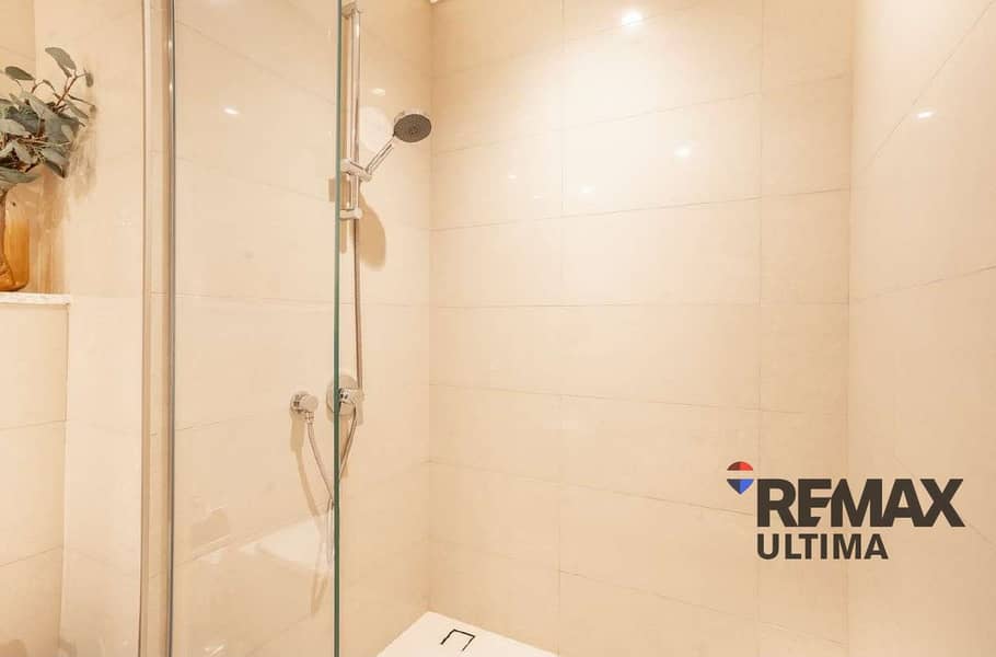 27 Chic 2BR with Exquisite Burj Khalifa & Fountain View at Burj Royale Downtown Dubai_page-0031. jpg