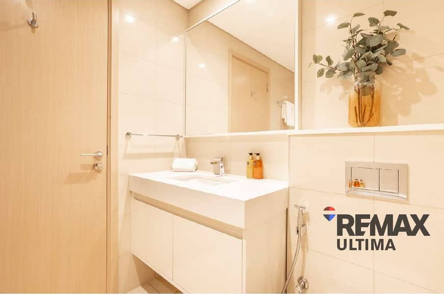 28 Chic 2BR with Exquisite Burj Khalifa & Fountain View at Burj Royale Downtown Dubai_page-0032. jpg