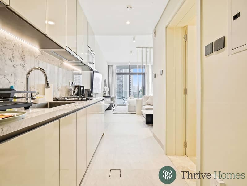 SUMMER DEAL! Bright Studio | Spacious Layout - Image 9
