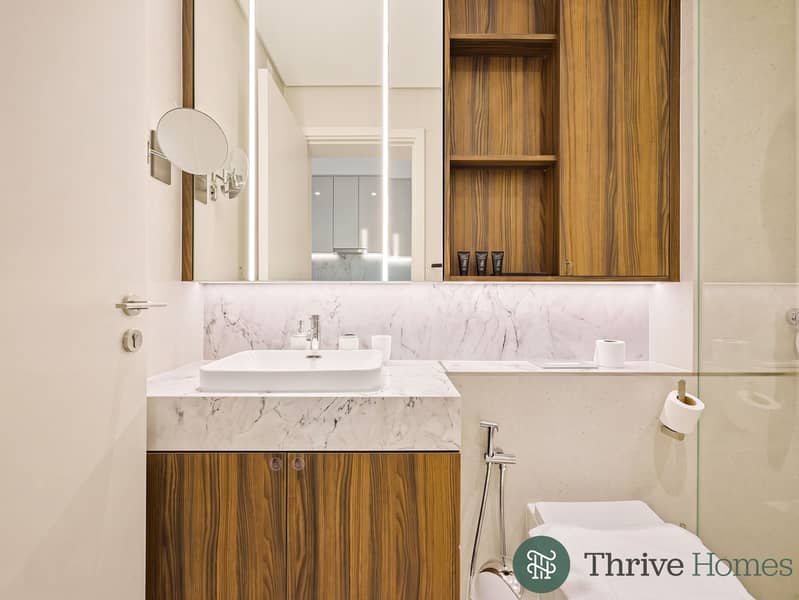 SUMMER DEAL! Bright Studio | Spacious Layout - Image 11