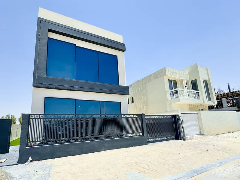 Price Reduced/Independent Villa/Luxury Interiors Price Reduced/Independent Villa/Luxury Interiors