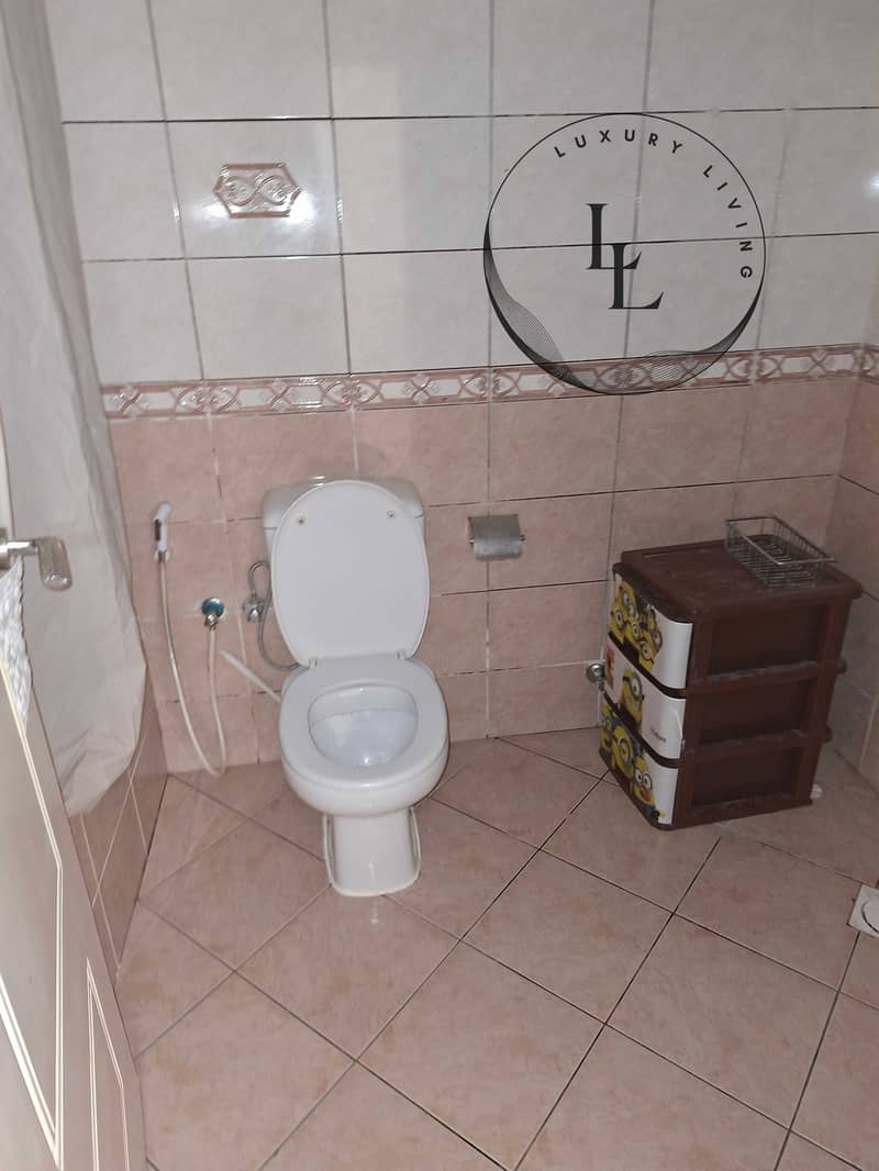 9 70457. jpg