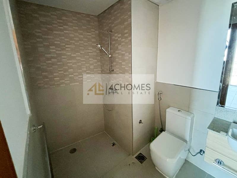 9 Image 9