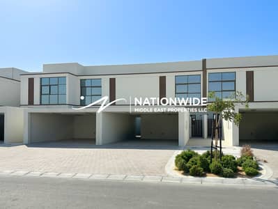 2 Bedroom Townhouse for Rent in Al Jubail Island, Abu Dhabi - Vacant|Modern 2BR+M|Stylish Layout|Unique Living 2 Bedroom Townhouse for Rent in Al Jubail Island, Abu Dhabi - Vacant|Modern 2BR+M|Stylish Layout|Unique Living