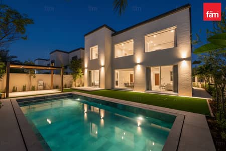 3 Bedroom Villa for Sale in Jumeirah Park, Dubai - Triple Extension I Vacant I Renovated I Ready 3 Bedroom Villa for Sale in Jumeirah Park, Dubai - Triple Extension I Vacant I Renovated I Ready