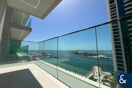 1 Bedroom Apartment for Rent in Dubai Harbour, Dubai - Partial Palm View | Mid Floor | Vacant 1 Bedroom Apartment for Rent in Dubai Harbour, Dubai - Partial Palm View | Mid Floor | Vacant