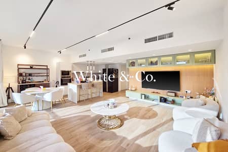 2 Bedroom Flat for Sale in Jumeirah Lake Towers (JLT), Dubai - Vastu Compliant | Upgraded | High Floor 2 Bedroom Flat for Sale in Jumeirah Lake Towers (JLT), Dubai - Vastu Compliant | Upgraded | High Floor