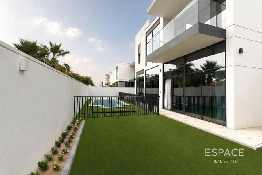 Drivers Room | Vastu | Private Pool Drivers Room | Vastu | Private Pool