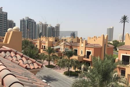 فیلا 5 غرف نوم للايجار في مدينة دبي الرياضية، دبي - فیلا في فلل بلومينغديل،مدينة دبي الرياضية 5 غرف 255000 درهم - 15438439