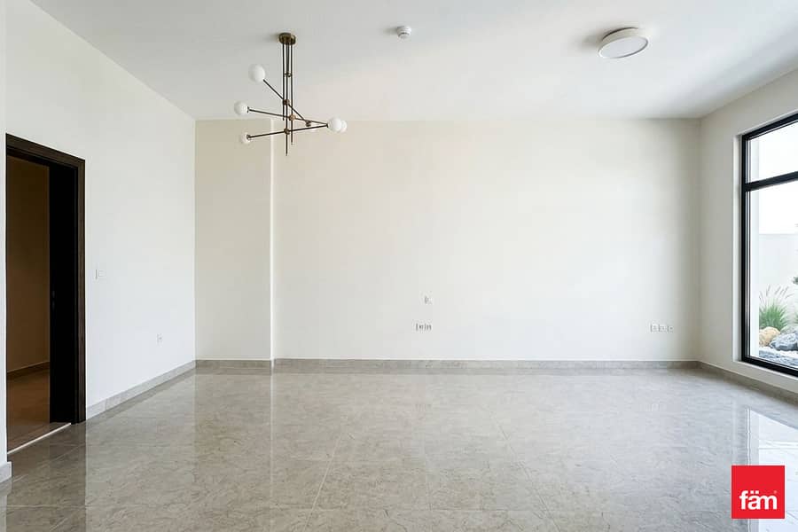 Plus Maid | Brand New | Park View | Close To Metro Plus Maid | Brand New | Park View | Close To Metro