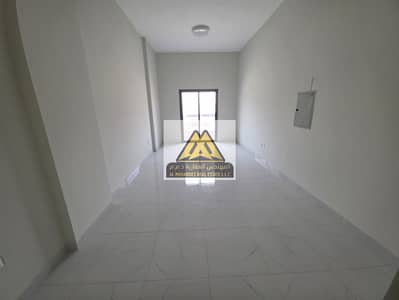 2 Bedroom Apartment for Rent in Al Jurf, Ajman - WhatsApp Image 2026-05-09 at 12.47. 11 PM (1). jpeg 2 Bedroom Apartment for Rent in Al Jurf, Ajman - WhatsApp Image 2026-05-09 at 12.47. 11 PM (1). jpeg