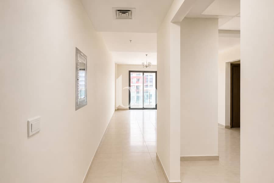 3 images image img