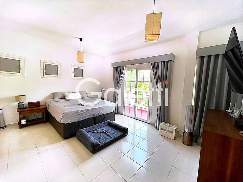 5 bedroom