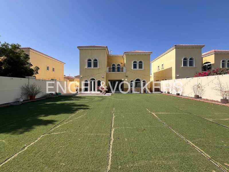 Internal | Landscaped | Away From Cables | Vacant Internal | Landscaped | Away From Cables | Vacant
