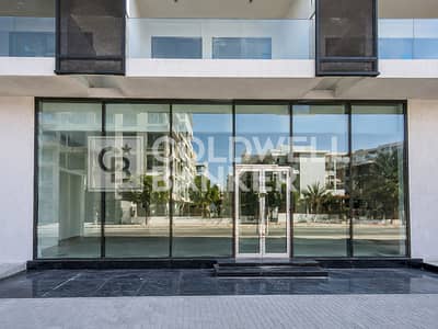 Showroom for Sale in Jumeirah Village Circle (JVC), Dubai - Commercial Space | Vacant | Ideal for Business Showroom for Sale in Jumeirah Village Circle (JVC), Dubai - Commercial Space | Vacant | Ideal for Business