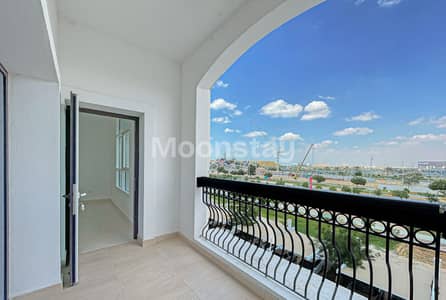 2 Bedroom Apartment for Rent in Yas Island, Abu Dhabi - Road View | 2 Balconies | Ready To Move 2 Bedroom Apartment for Rent in Yas Island, Abu Dhabi - Road View | 2 Balconies | Ready To Move