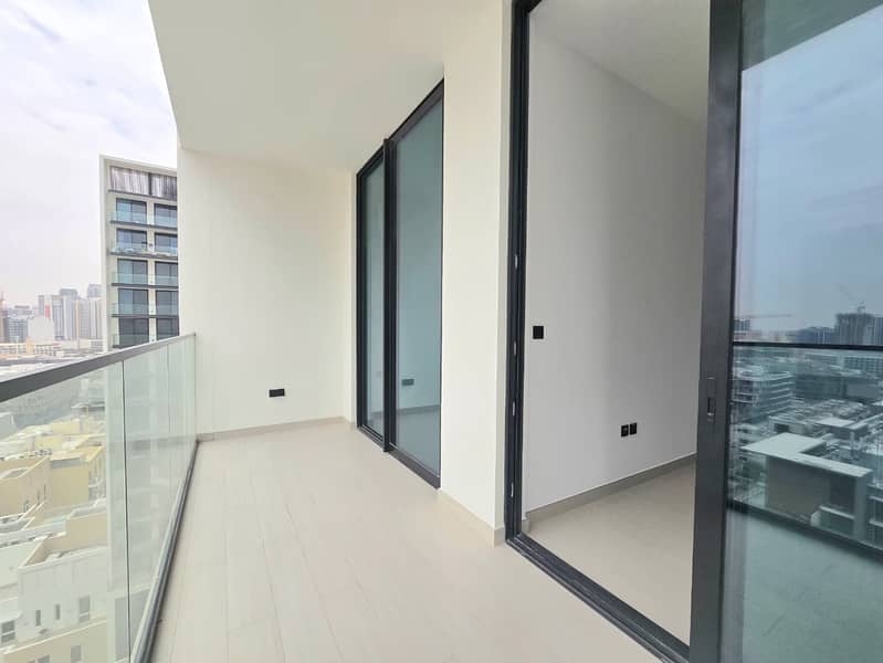 9 Image 9