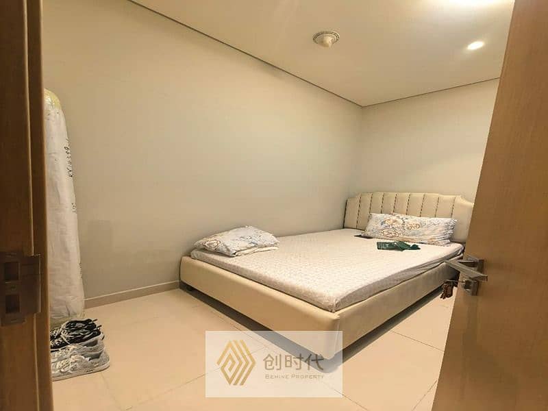 5 Harbour Views Podium-10. jpg