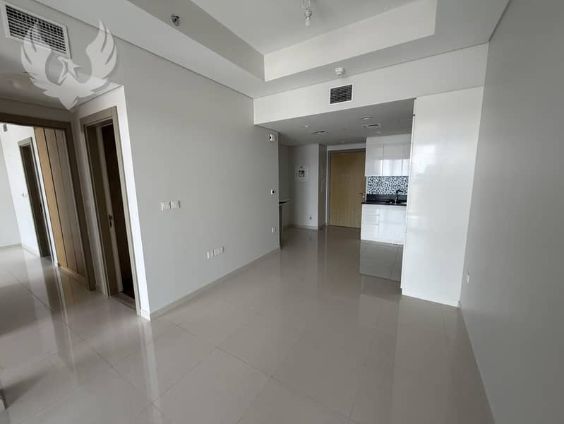 Skyline Luxury | Vacant | Unfurnished Skyline Luxury | Vacant | Unfurnished