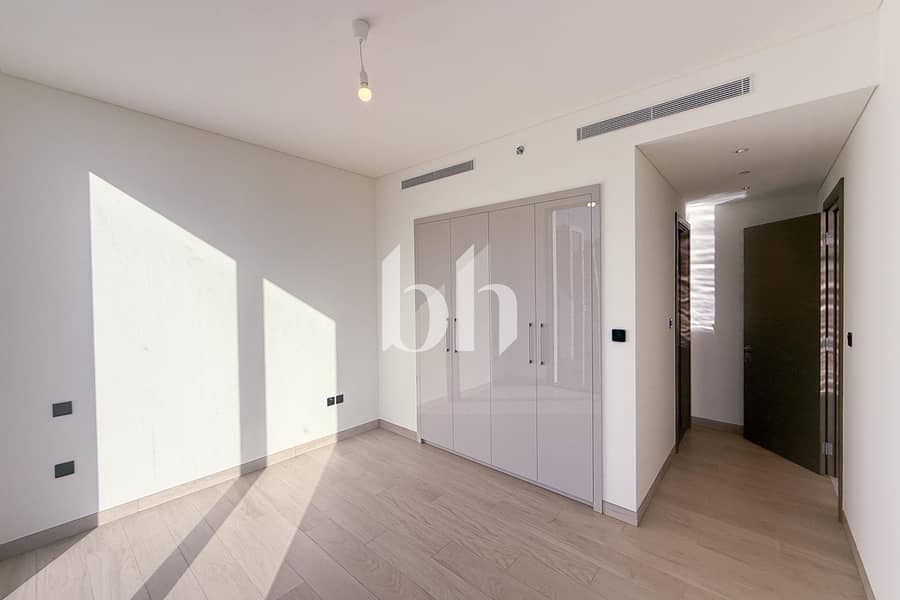 8 images image img