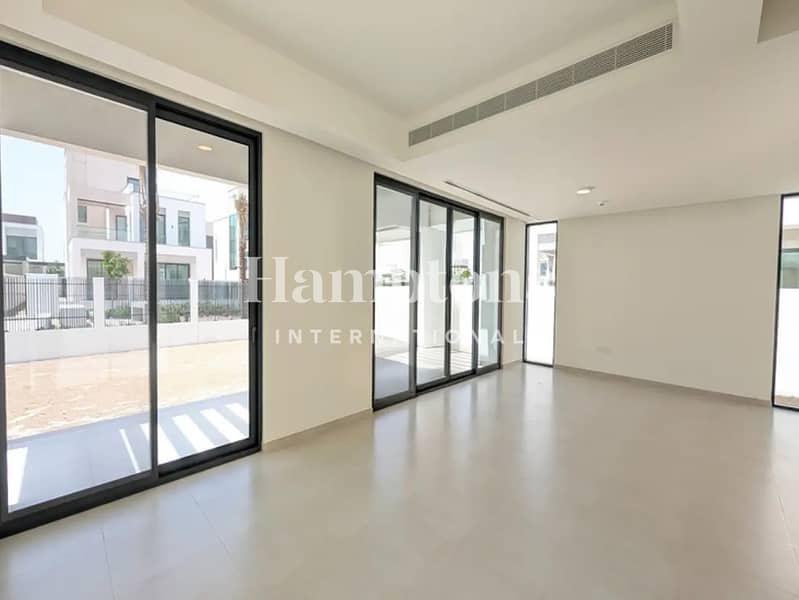 Direct On Amenities | Corner | Premium Unit Direct On Amenities | Corner | Premium Unit