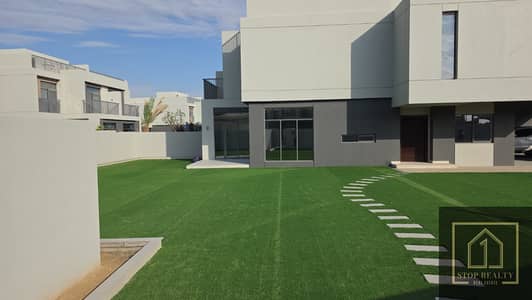 4 Bedroom Villa for Rent in Dubai South, Dubai - 4BR PLUS STUDY & MAID | HUGE PLOT | LANDSCAPED 4 Bedroom Villa for Rent in Dubai South, Dubai - 4BR PLUS STUDY & MAID | HUGE PLOT | LANDSCAPED