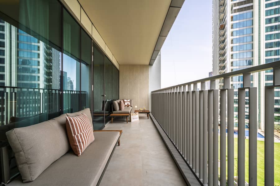 20 Downtown Views ll_T2_508(Web)-3. jpg