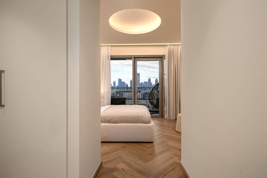 34 Downtown Views ll_T2_508(Web)-28. jpg