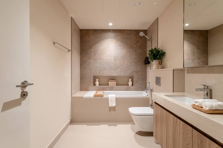 46 Downtown Views ll_T2_508(Web)-45. jpg