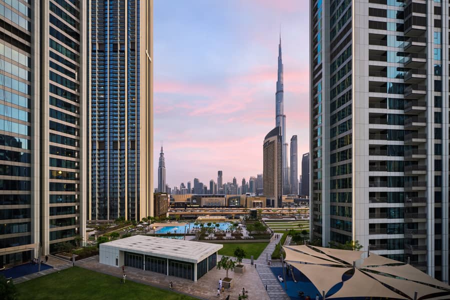 53 Downtown Views ll_T2_508(Web)-34. jpg