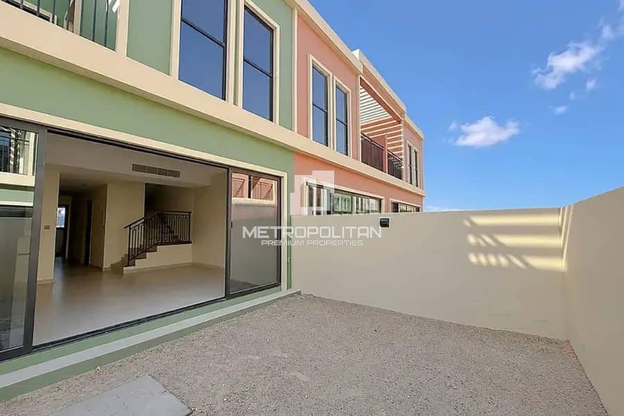 Lagoon Living | Single Row | Best Price | High ROI Lagoon Living | Single Row | Best Price | High ROI
