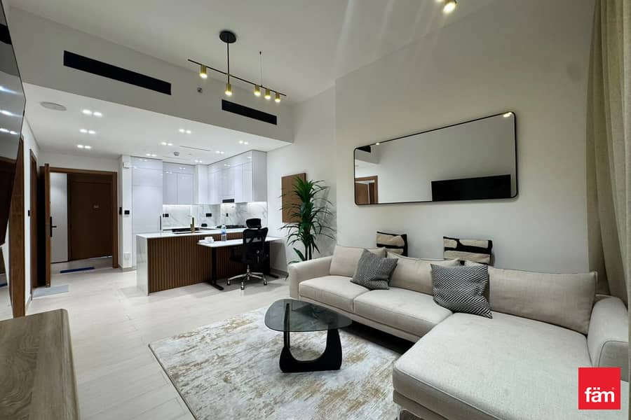 Spacious Unit | Community View | Fully Furnished Spacious Unit | Community View | Fully Furnished