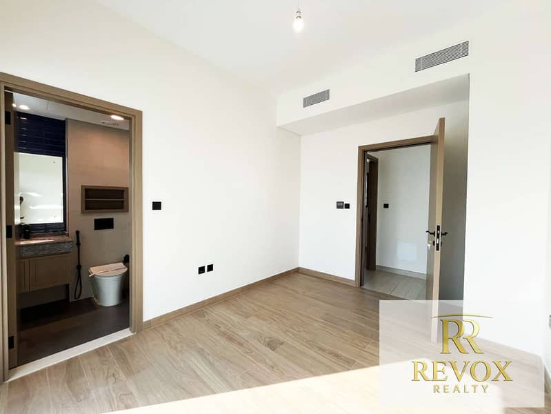 7 Damac lagoon 5 bedroom _compressed-18-1. png