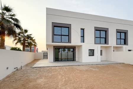 4 Bedroom Villa for Rent in Yas Island, Abu Dhabi - WhatsApp Image 2026-04-13 at 4.38. 37 PM. jpg 4 Bedroom Villa for Rent in Yas Island, Abu Dhabi - WhatsApp Image 2026-04-13 at 4.38. 37 PM. jpg